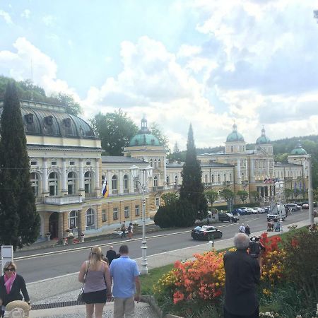 Residenz Emilia Lägenhet Mariánské Lázně Exteriör bild